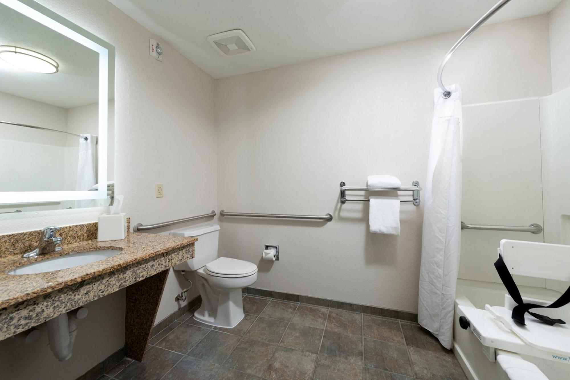 Double Room Mobility Accessible Tub or Non-Smoking,1592078115:JPEG