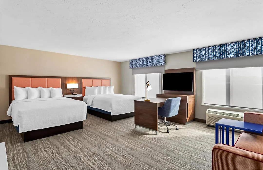 Hampton Inn & Suites Farmington-1